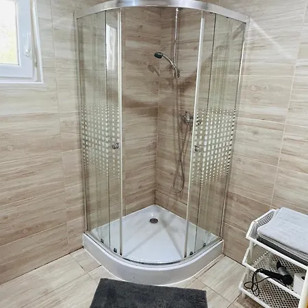 Tenisz Vendeghaz *