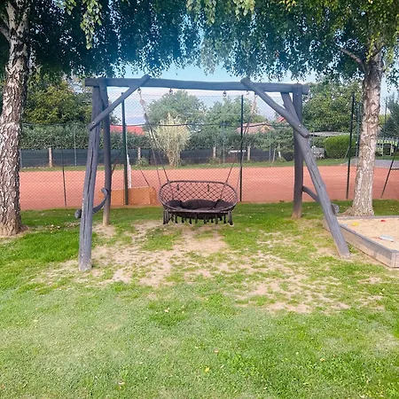 Tenisz Vendeghaz דירה *